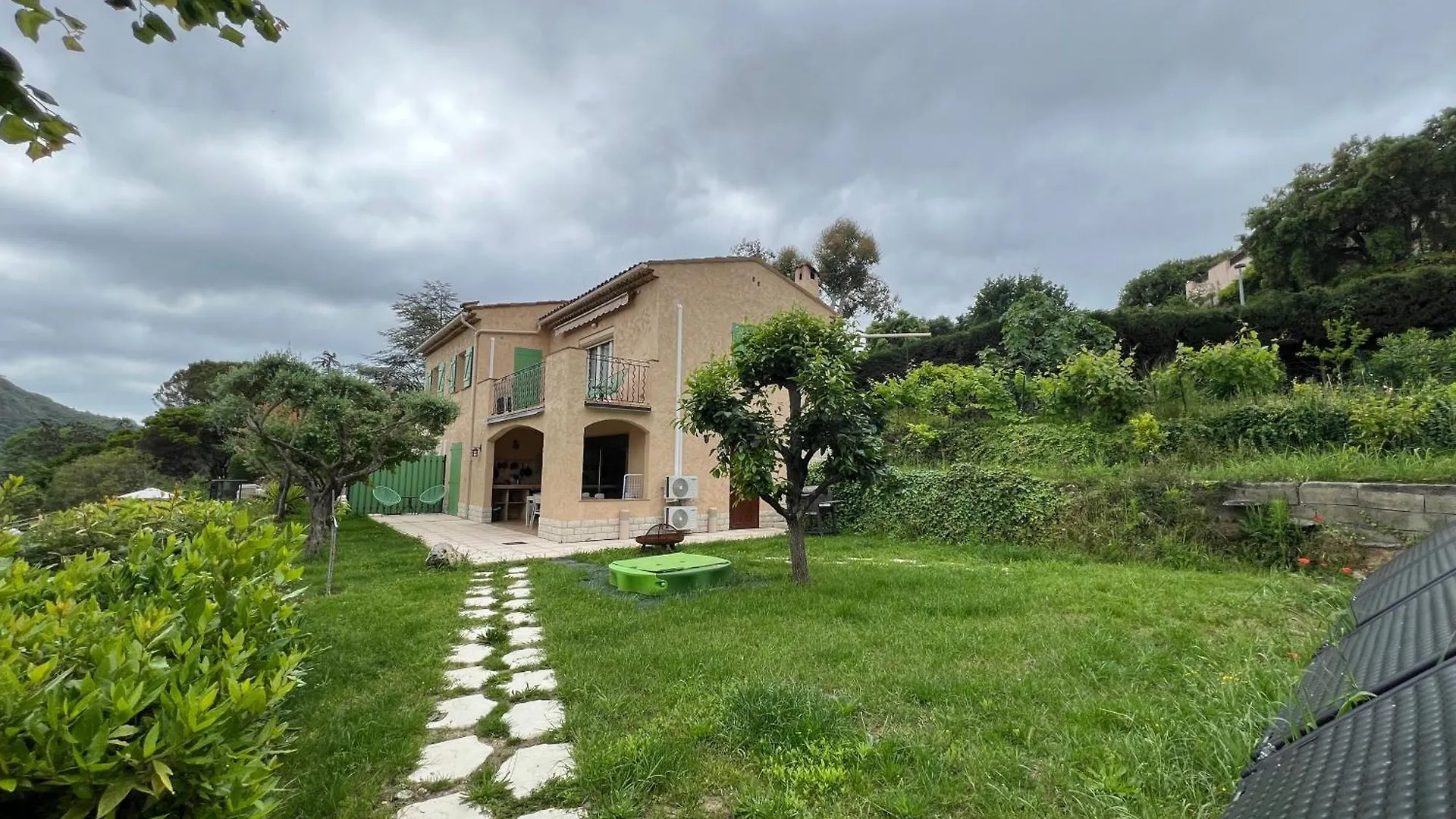 Holiday Home 